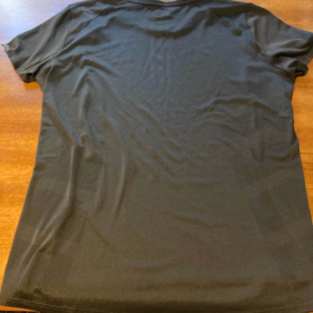 Adidas Activ TShirt Women’s size Large